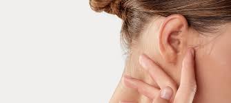 intervention sur oreilles